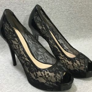 Guess Shoes Women's Size 8M Black Gaminata Lace Peep Toe Platform High Heels